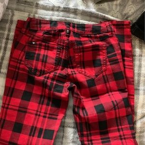 Super skinny plaid jeans